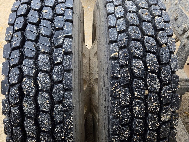 2012-caterpillar-ct660-image-91