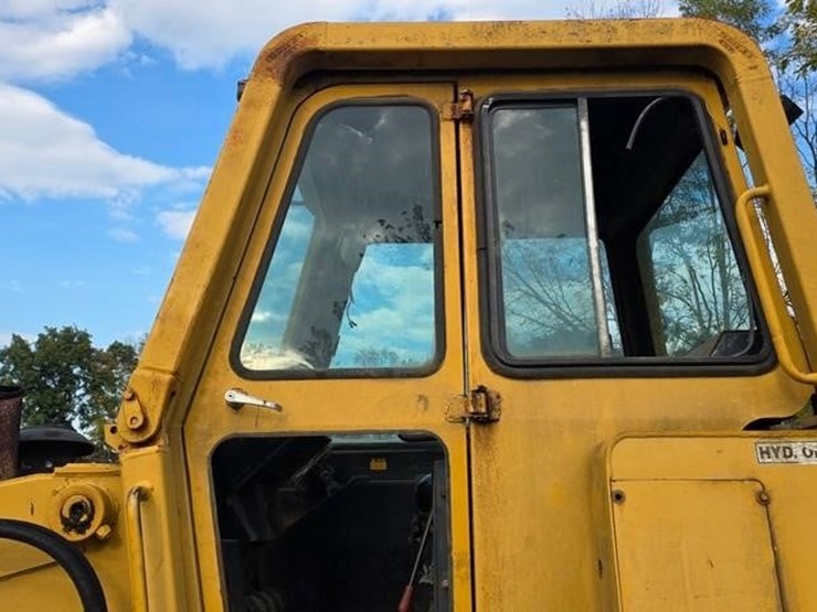 1987-deere-655b-image-28