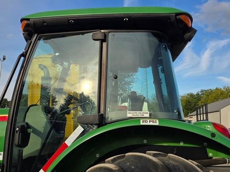 2019-john-deere-5100e-image-34