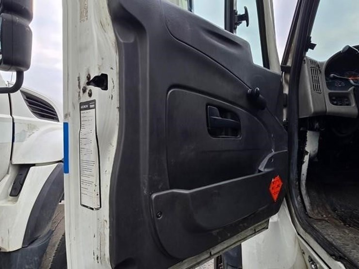 2012-international-workstar-7600-image-67