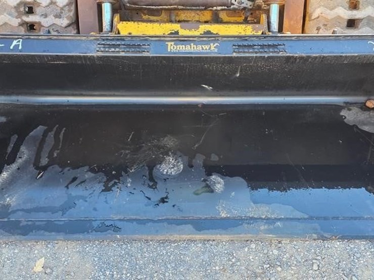 2018-deere-331g-image-36