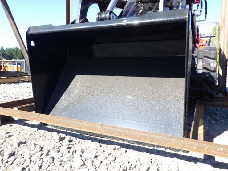 2026-agt-lrt23-skid-steer-tracked-loader-image-5