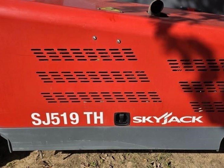 2024-skyjack-sj519th-image-23