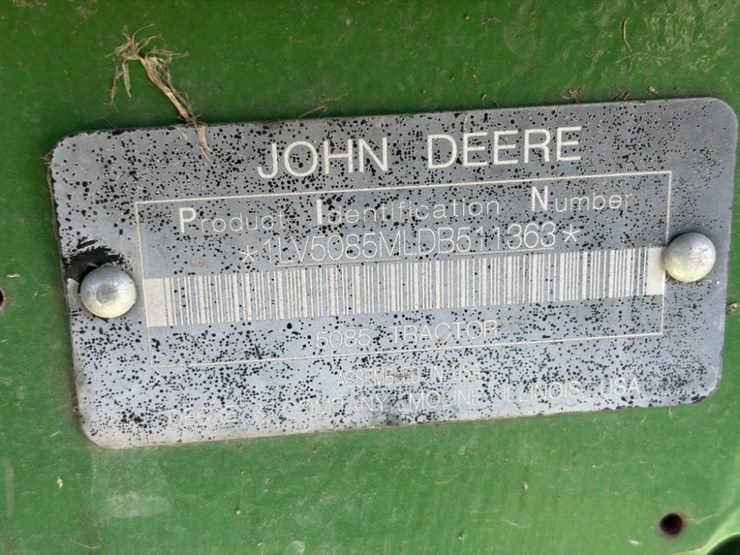 2013-john-deere-5085m-image-23