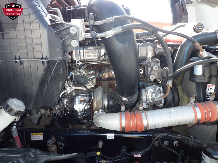 2022-freightliner-cascadia-126-image-33