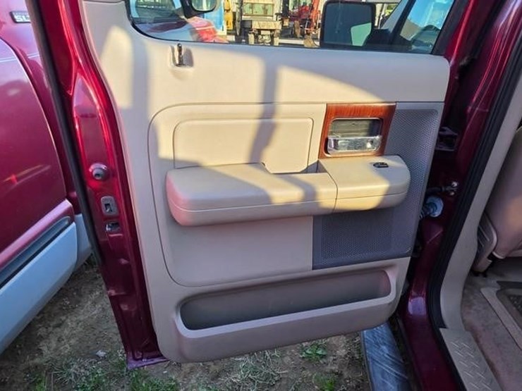 2005-ford-f150-xlt-image-41