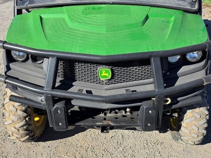 2021-john-deere-gator-xuv-835e-image-25