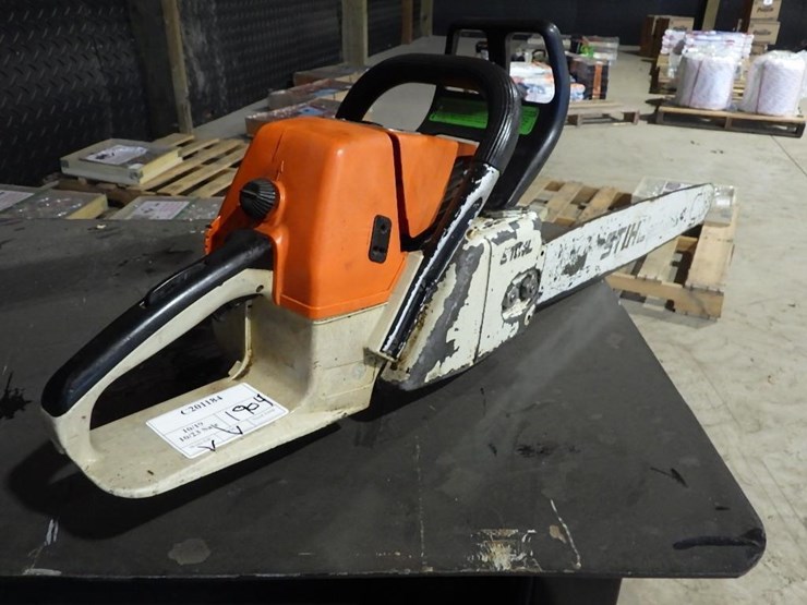 stihl-034dav-chainsaw-28"-bar-image-1