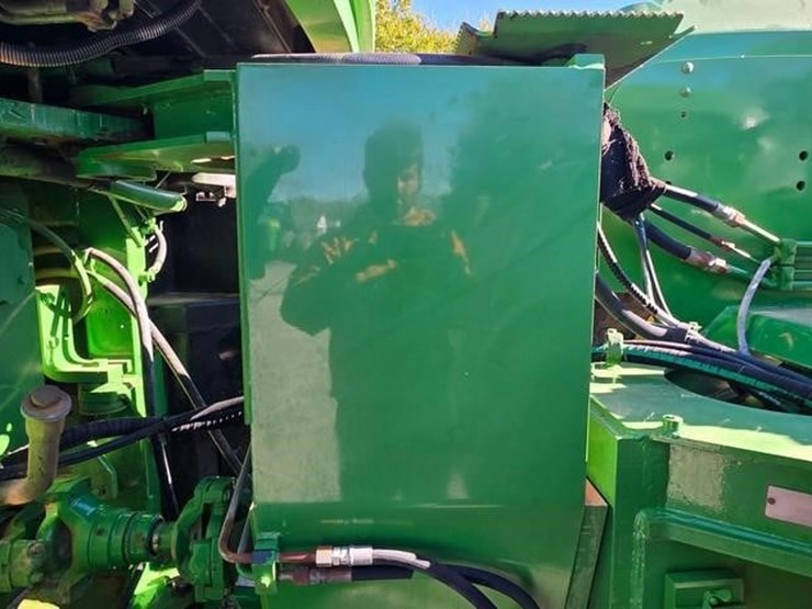 2000-john-deere-9400-image-18