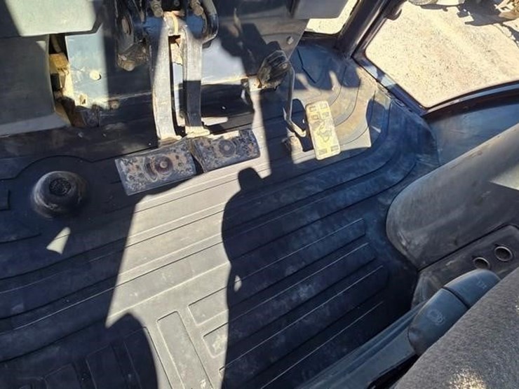2006-deere-310sg-image-72
