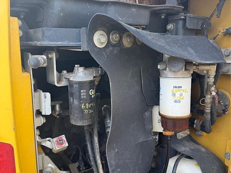 komatsu-pc138us-lc-11-image-4