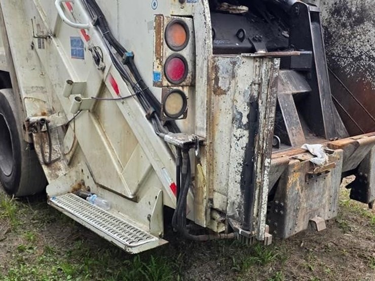2012-international-workstar-7600-image-28