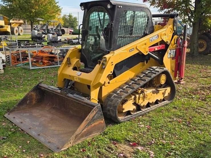 2019-caterpillar-259d3-image-1