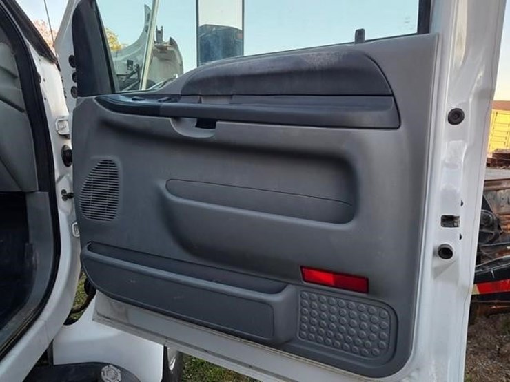 2006-ford-f750-sd-image-57