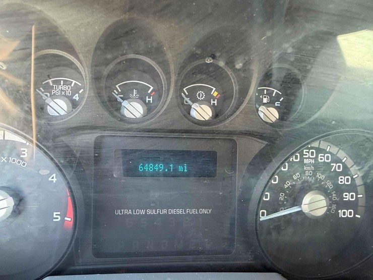 2016-ford-f550-image-35