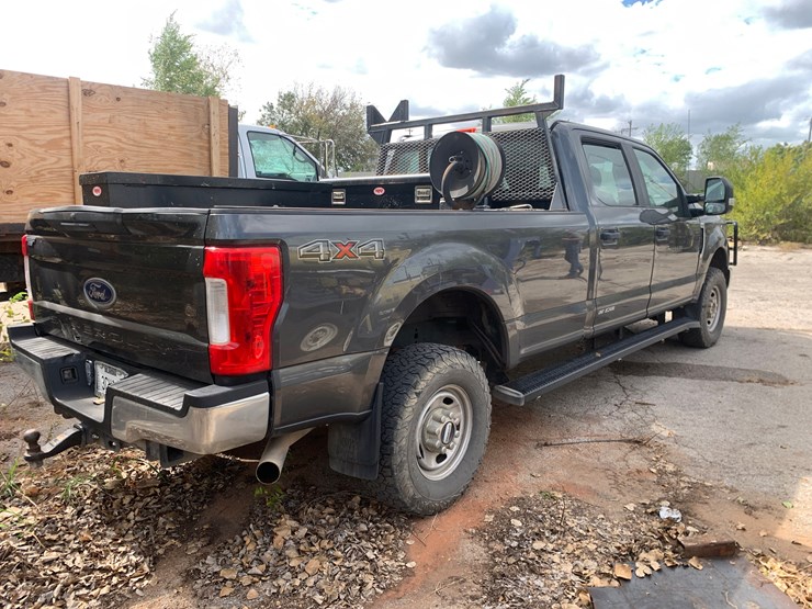 2018-ford-f250-image-5