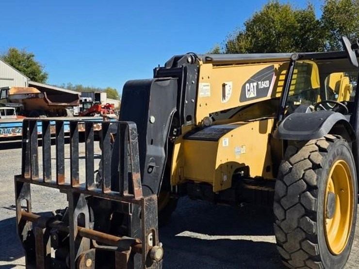 2018-caterpillar-tl642d-image-7
