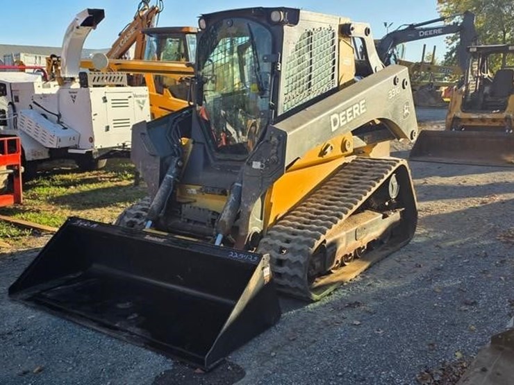 2018-deere-331g-image-2