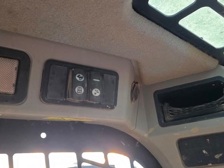 caterpillar-259d-image-50