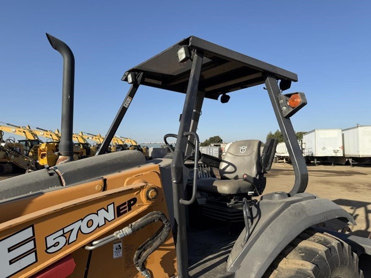 2019-case-570n-ep-skip-loader-image-6