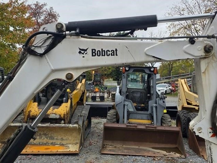 2009-bobcat-425-image-38