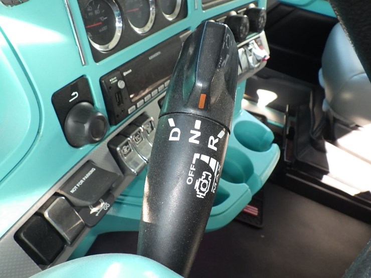 2021-kenworth-t680-image-20