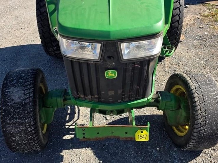 john-deere-4052m-image-25