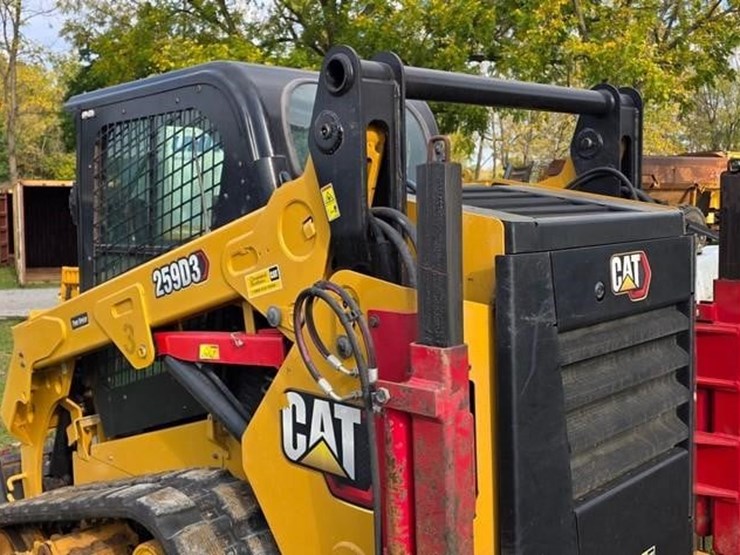 2019-caterpillar-259d3-image-23