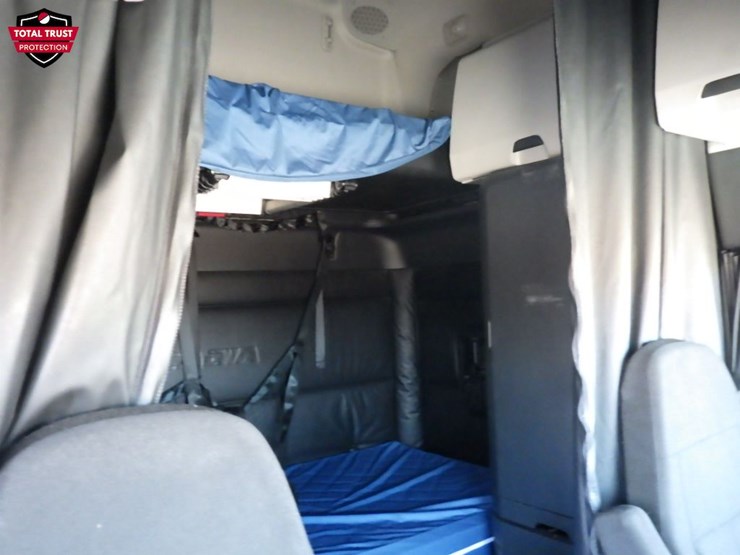 2024-freightliner-cascadia-126-image-5