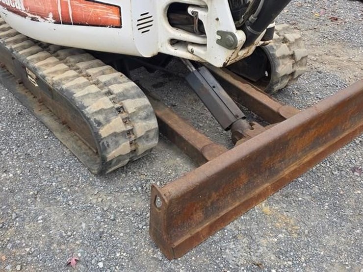 2009-bobcat-425-image-28