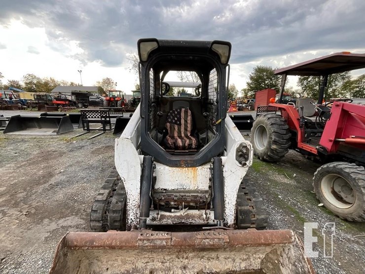 2010-bobcat-t650-image-56