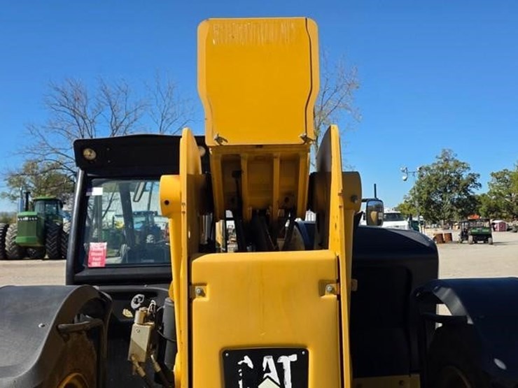 2018-caterpillar-tl642d-image-21