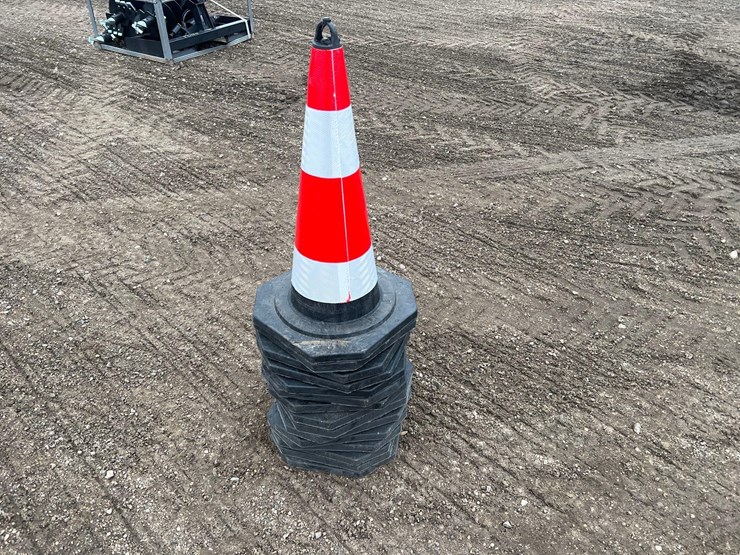 traffic-safety-cones-image-1