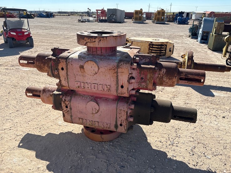hydril-hne40-11”-5k-double-hydraulic-bop-image-1