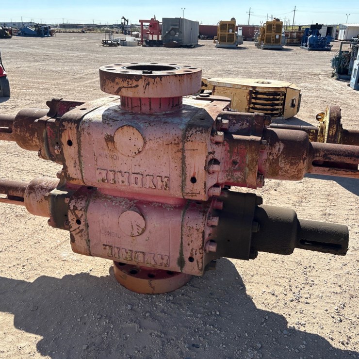 Hydril HNE40 11” 5K double hydraulic BOP