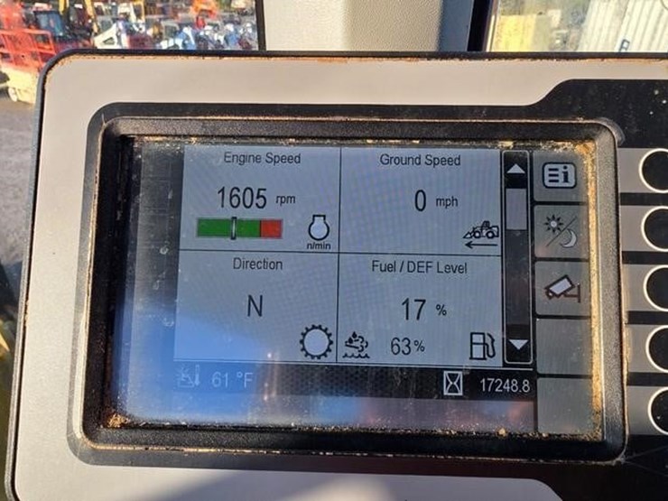 2015-caterpillar-938m-image-90