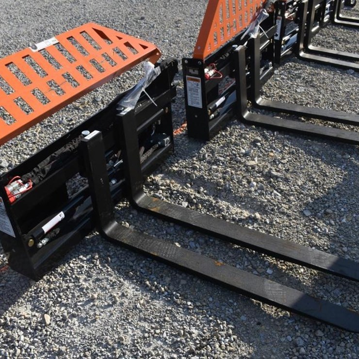 WOLVERINE PALLET FORK ATTACHMENT 47487