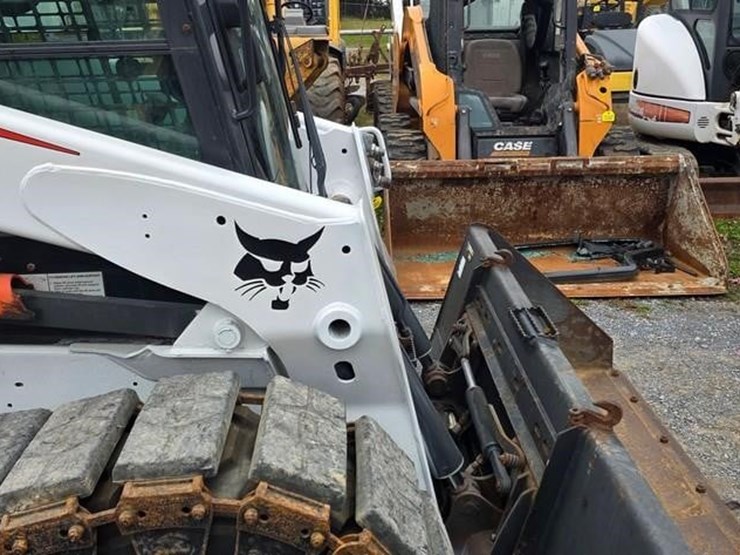 2012-bobcat-s650-image-9