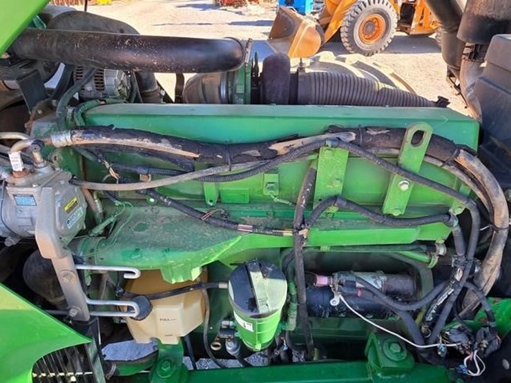 2000-john-deere-9400-image-53