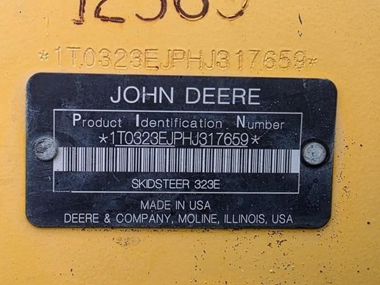 2017-deere-323e-image-5