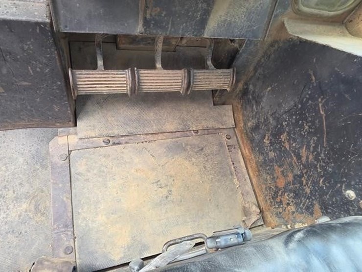1987-deere-655b-image-53
