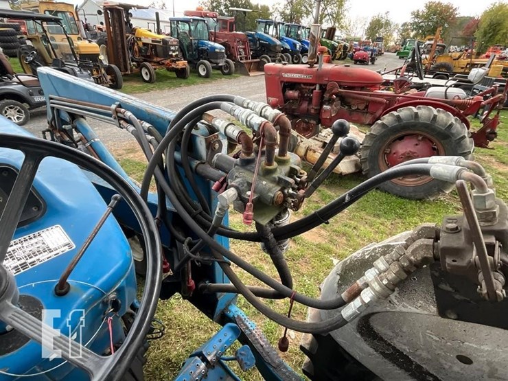 ford-3910-image-28