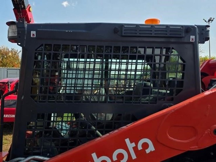 2023-kubota-svl75-3-image-29