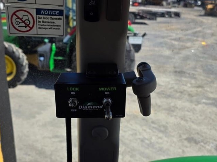 2019-john-deere-5100e-image-71