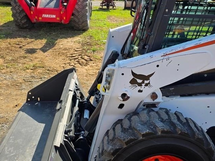 2016-bobcat-s650-image-30