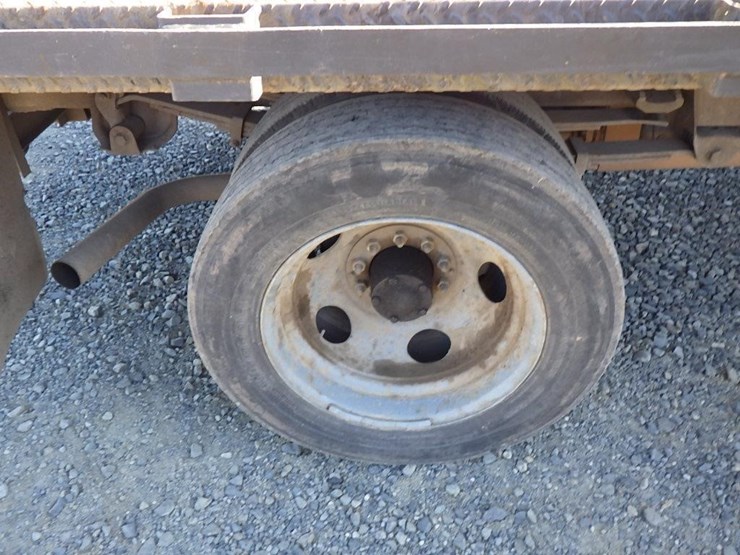 2000-gmc-3500-image-12