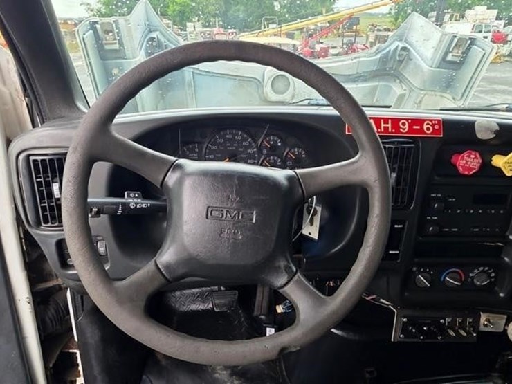 2007-gmc-topkick-c8500-image-61