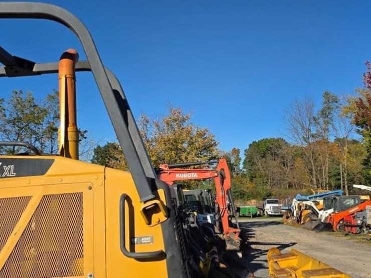 2009-caterpillar-d6k-xl-image-43