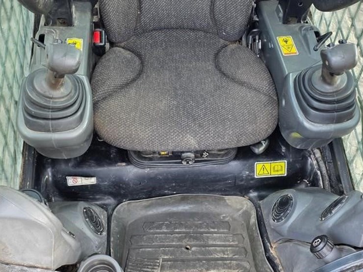 2019-caterpillar-299d2-xhp-image-48