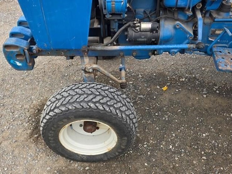 ford-1700-image-8